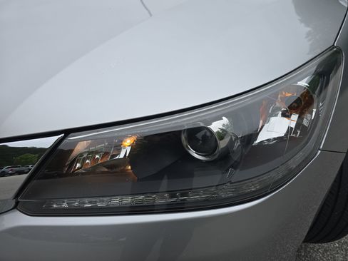 Used 2015 Honda Accord EX-L image 33