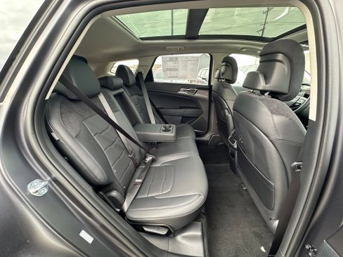 New 2026 Kia Sportage SX image 18