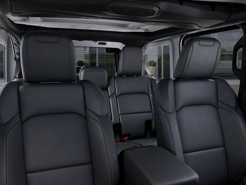 New 2026 Jeep Wrangler Unlimited Sahara AWD/4WD image 27