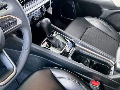 Used 2022 Jeep Compass Latitude image 17