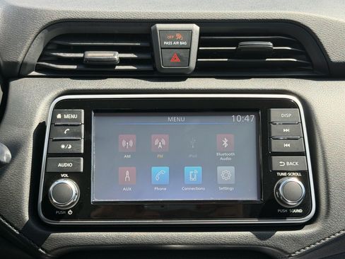Certified 2025 Nissan Versa S w/ Trunk Package FWD image 16