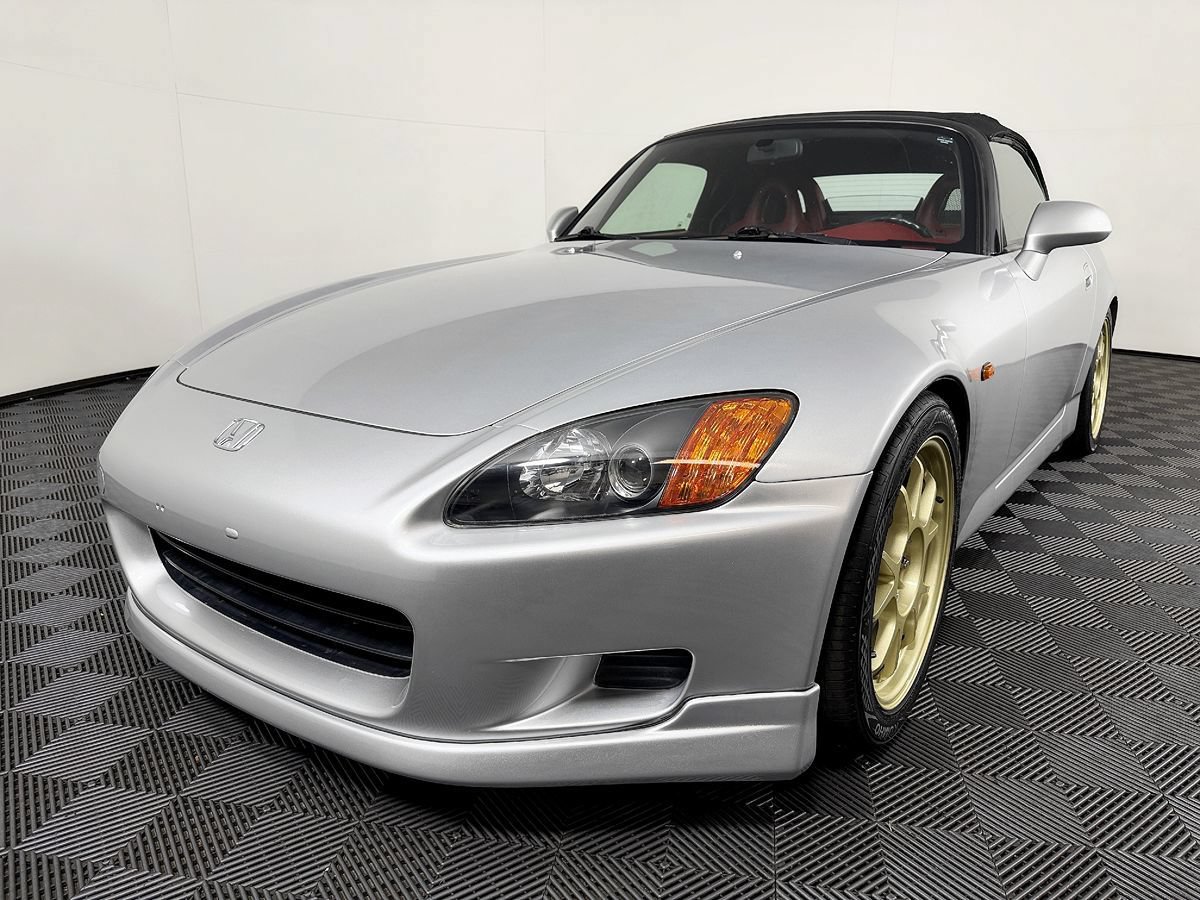 Used 2002 Honda S2000 image 3