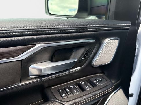 Used 2025 RAM 1500 Laramie w/ Night Edition AWD/4WD image 18