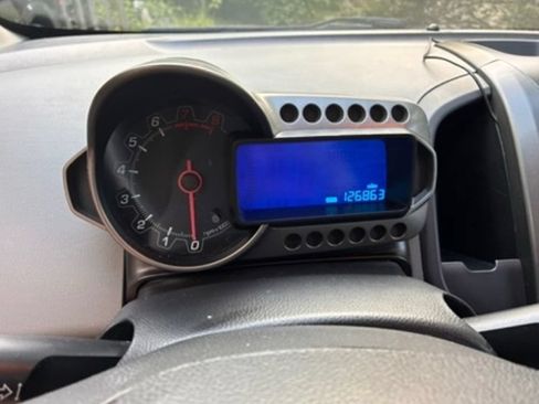 Used 2013 Chevrolet Sonic LS FWD image 2
