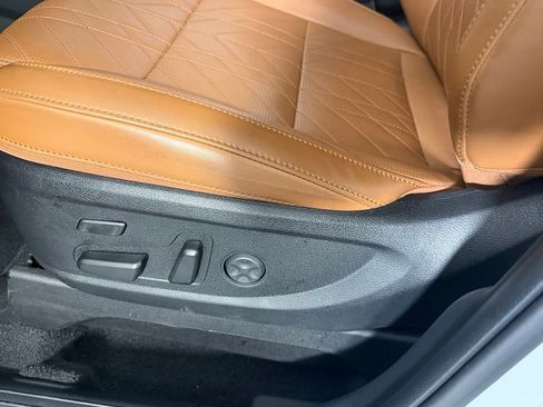 Used 2025 Kia Telluride SX Prestige X-Pro AWD/4WD image 19