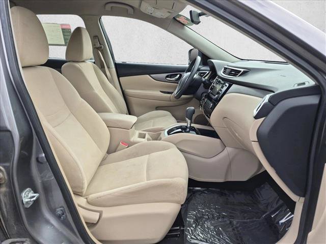 Used 2016 Nissan Rogue S AWD/4WD image 19