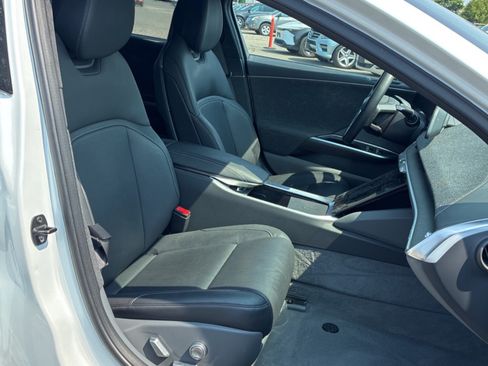 Used 2024 Lucid Air Touring AWD/4WD image 8