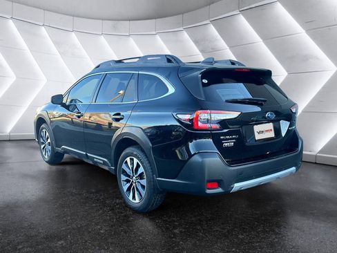 Used 2025 Subaru Outback Limited image 6