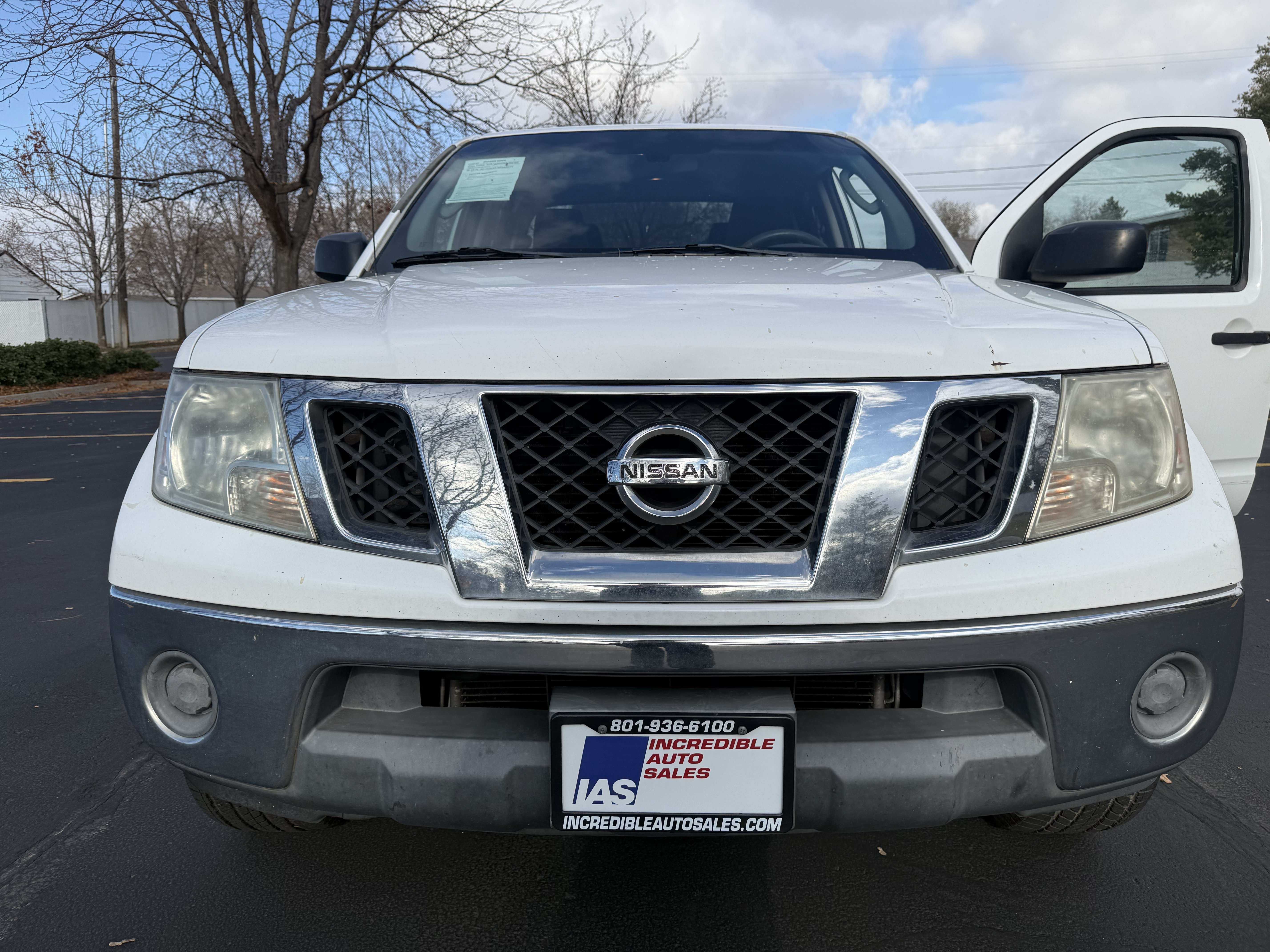 Used 2010 Nissan Frontier SE RWD image 22