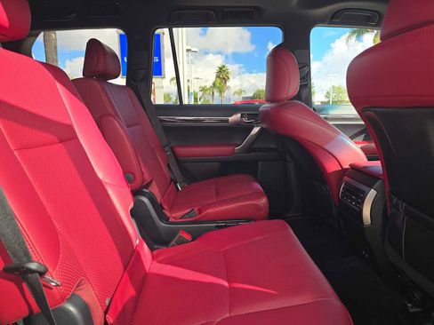 Used 2023 Lexus GX 460 Luxury image 12