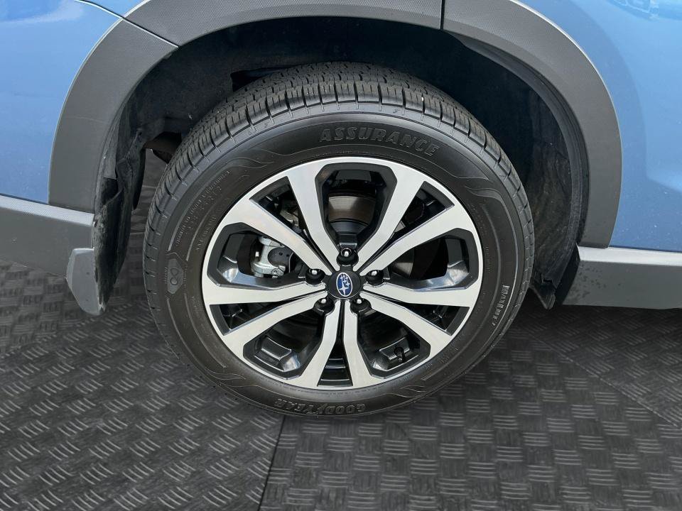 Used 2024 Subaru Forester Limited AWD/4WD image 29