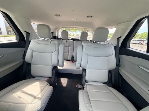 New 2026 Ford Explorer Active RWD image 26