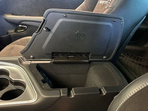 Used 2022 Dodge Challenger SRT Hellcat Redeye image 30