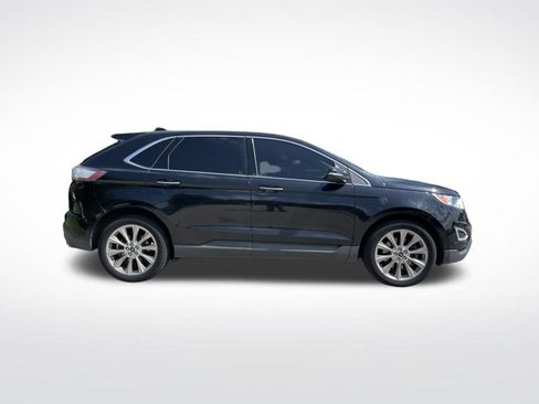 Used 2018 Ford Edge Titanium w/ Equipment Group 302A AWD/4WD image 4