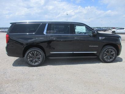 New 2026 GMC Yukon XL Elevation w/ Elevation Premium Package