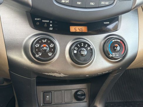 Used 2011 Toyota RAV4 4WD w/ Base L4 Extra Value Pkg image 18