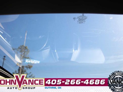 Used 2022 Ford Edge Titanium image 28