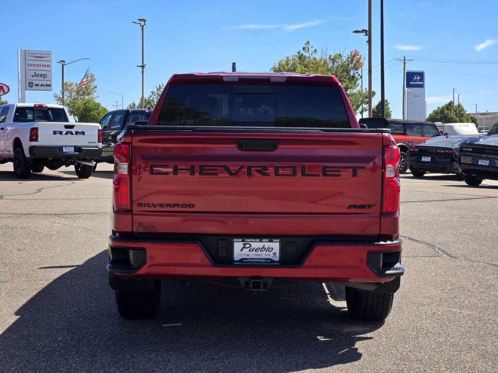Used 2024 Chevrolet Silverado 1500 RST AWD/4WD image 4