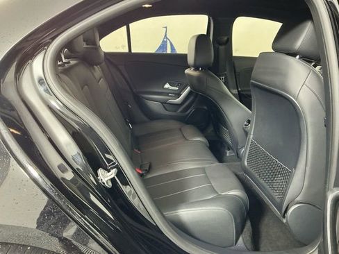Used 2022 Mercedes-Benz A 220 4MATIC image 11