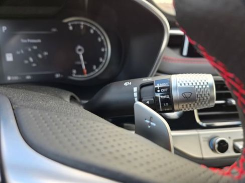 Used 2025 Genesis G70 2.5T w/ Sport Prestige Package image 35