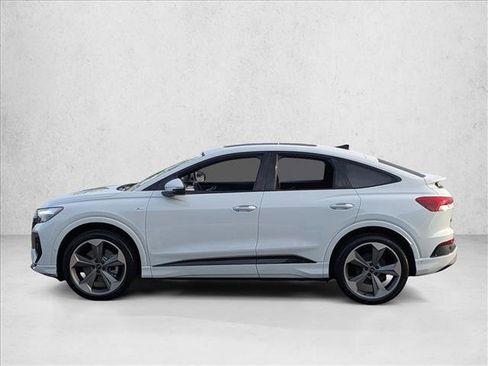 Certified 2024 Audi Q4 e-tron Premium Plus w/ Premium Plus AWD/4WD image 8