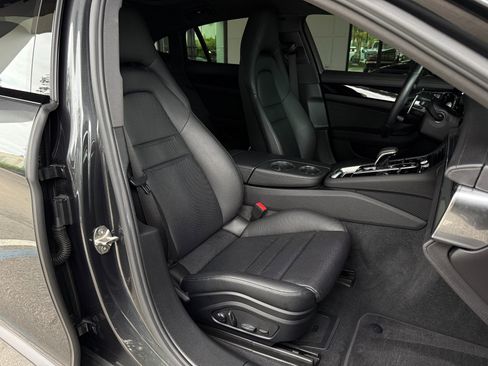 Used 2022 Porsche Panamera 4S image 24