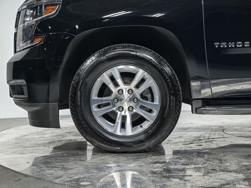 Used 2019 Chevrolet Tahoe LT image 3