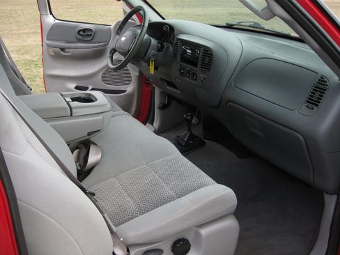 Used 2003 Ford F150 XLT image 21