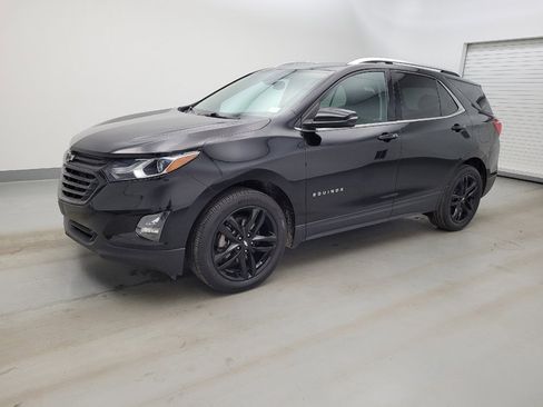 Used 2020 Chevrolet Equinox LT w/ Midnight Edition FWD image 2