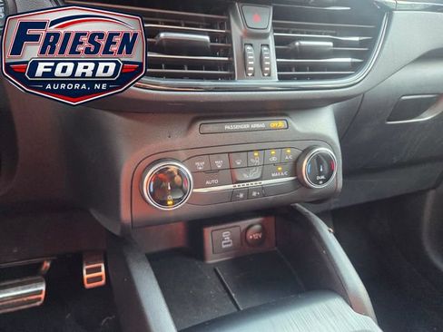 Used 2023 Ford Escape ST-Line FWD image 22