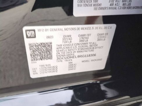Used 2024 Chevrolet Silverado 1500 ZR2 w/ Technology Package AWD/4WD image 35