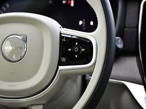 New 2026 Volvo XC90 B6 Ultra w/ Protection Package AWD/4WD image 24