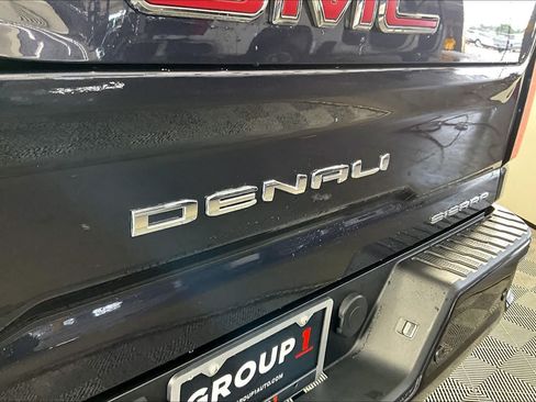 Used 2024 GMC Sierra 2500 Denali w/ Denali Reserve Package AWD/4WD image 10