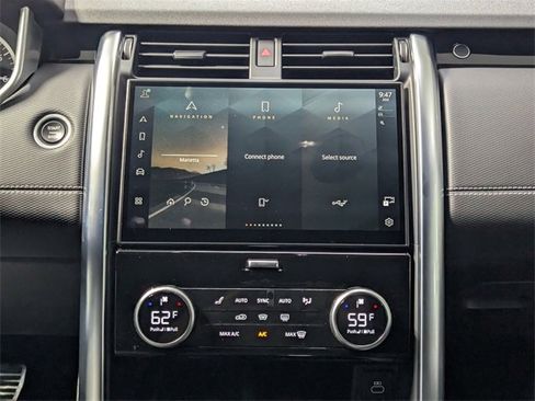 Used 2023 Land Rover Discovery S R-Dynamic image 9
