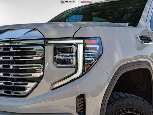 New 2026 GMC Sierra 1500 Denali w/ Denali Reserve Package AWD/4WD image 24
