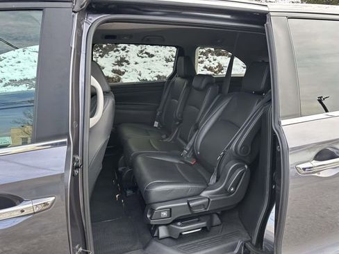 Certified 2024 Honda Odyssey EX-L image 13