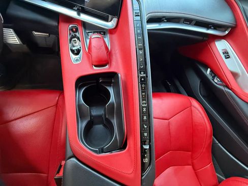 Used 2023 Chevrolet Corvette Stingray Preferred Cpe w/ Z51 Performance Package RWD image 38