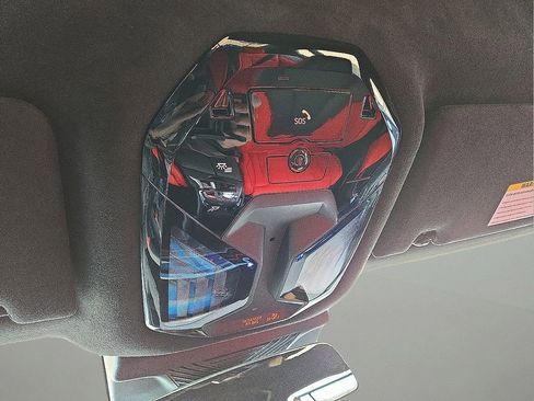 Used 2026 BMW M5 w/ Carbon Package image 30