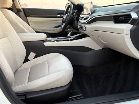 Certified 2024 Nissan Altima 2.5 SV image 36