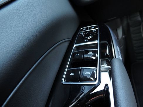 New 2026 Cadillac Lyriq Premium Luxury image 22