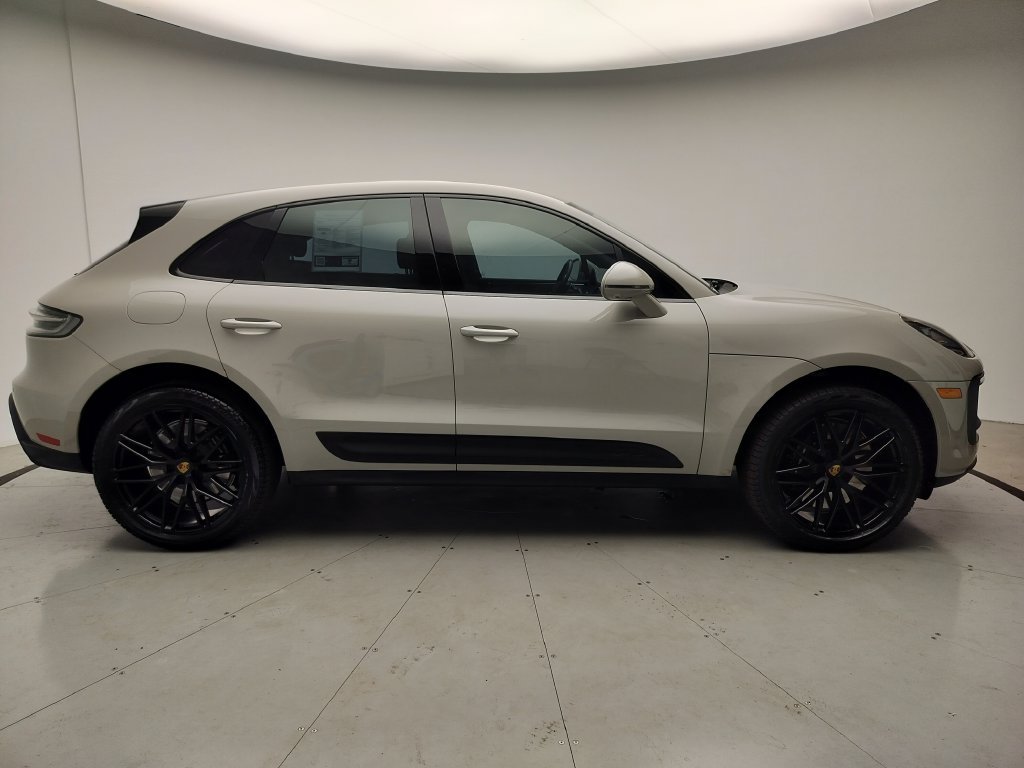 Certified 2023 Porsche Macan GTS AWD/4WD image 23