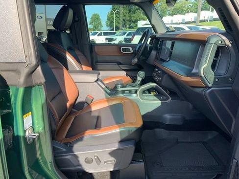 Certified 2024 Ford Bronco Outer Banks AWD/4WD image 17