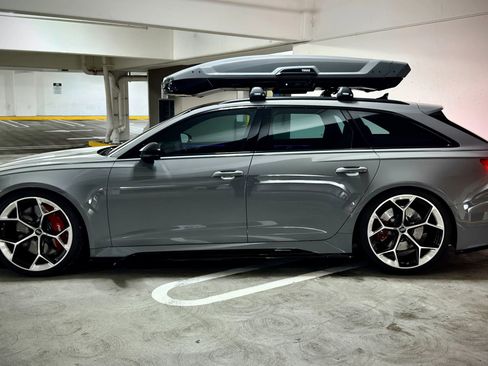 Used 2025 Audi RS 6 performance image 13