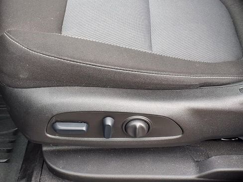 Used 2024 Chevrolet Blazer LT w/ Convenience Package image 4