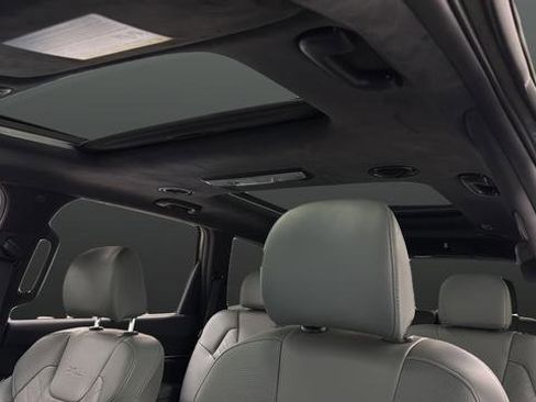 Used 2024 Kia Telluride SX Prestige X-Line AWD/4WD image 12