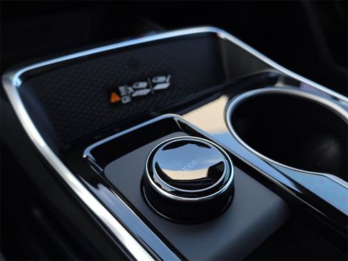 New 2026 Chevrolet Equinox LT image 23