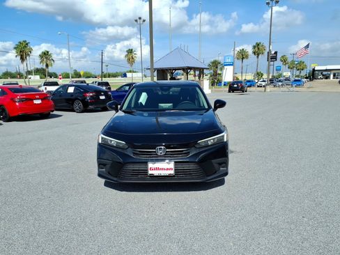 Used 2022 Honda Civic EX image 3