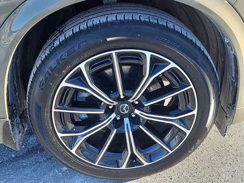 Certified 2025 MAZDA CX-70 3.3 Turbo S w/ Premium Package image 33