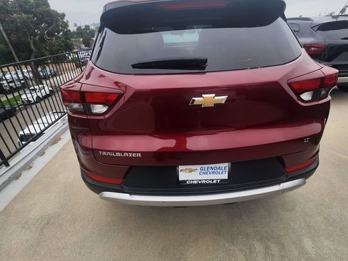 Used 2025 Chevrolet TrailBlazer LT FWD image 5