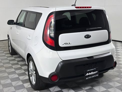 Used 2014 Kia Soul + FWD image 7
